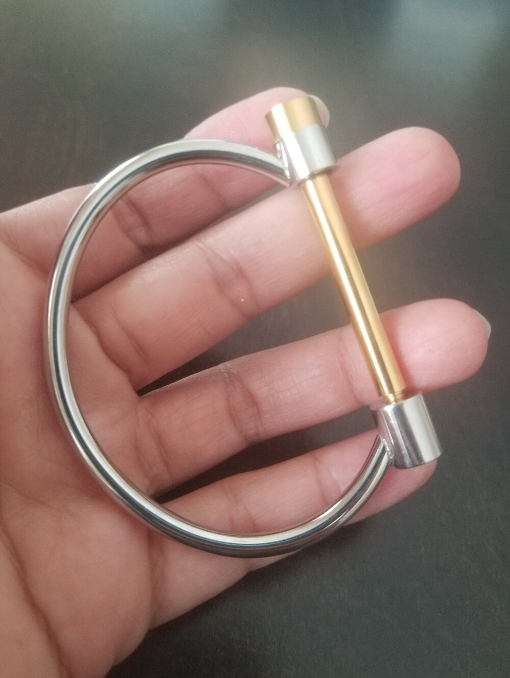 GOLD PLATED STAINLESS STEELE SCREW BANGLE BRACELET